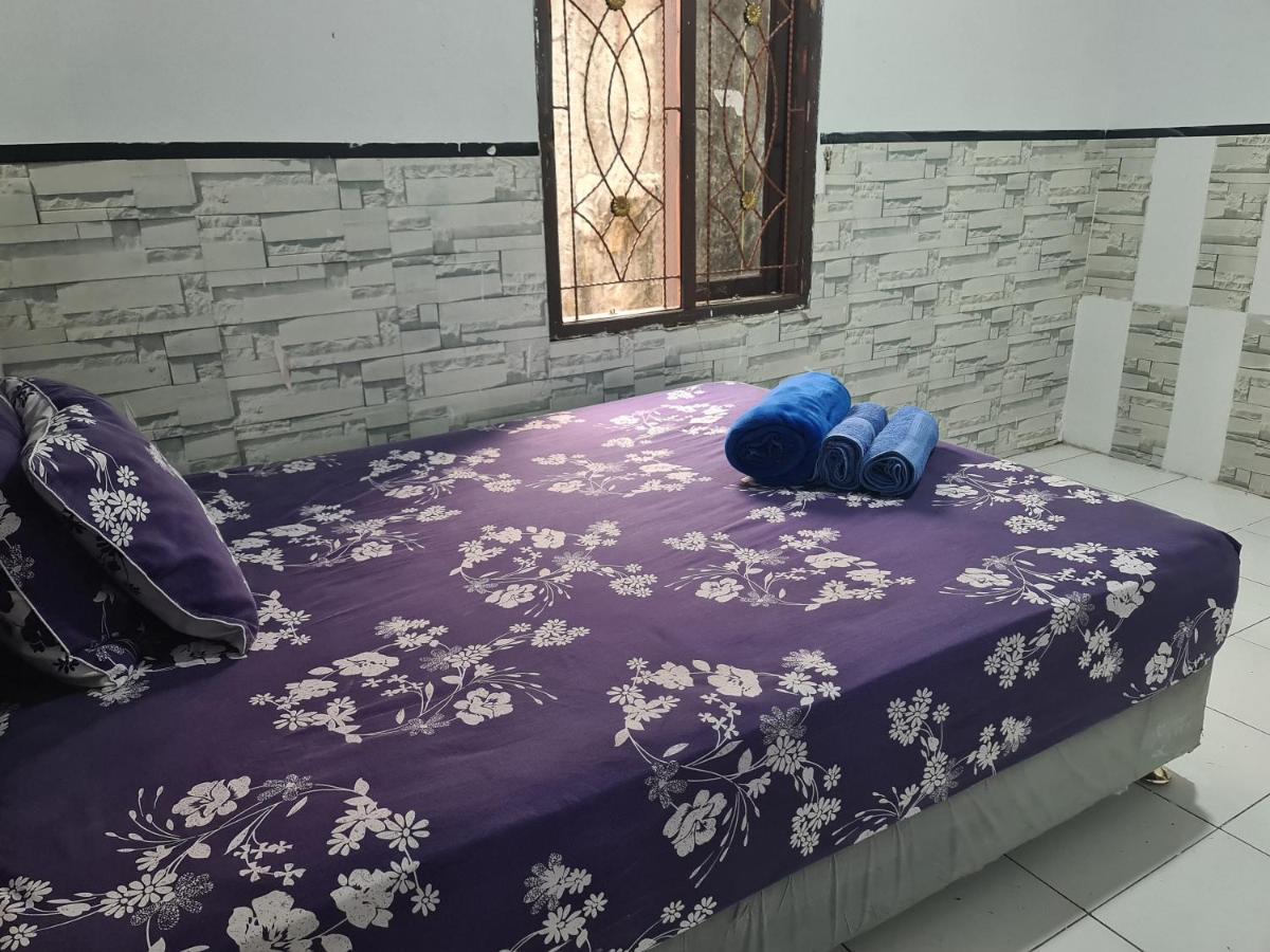 Kampung Istal Villa Pamijahan Bogor Ngoại thất bức ảnh